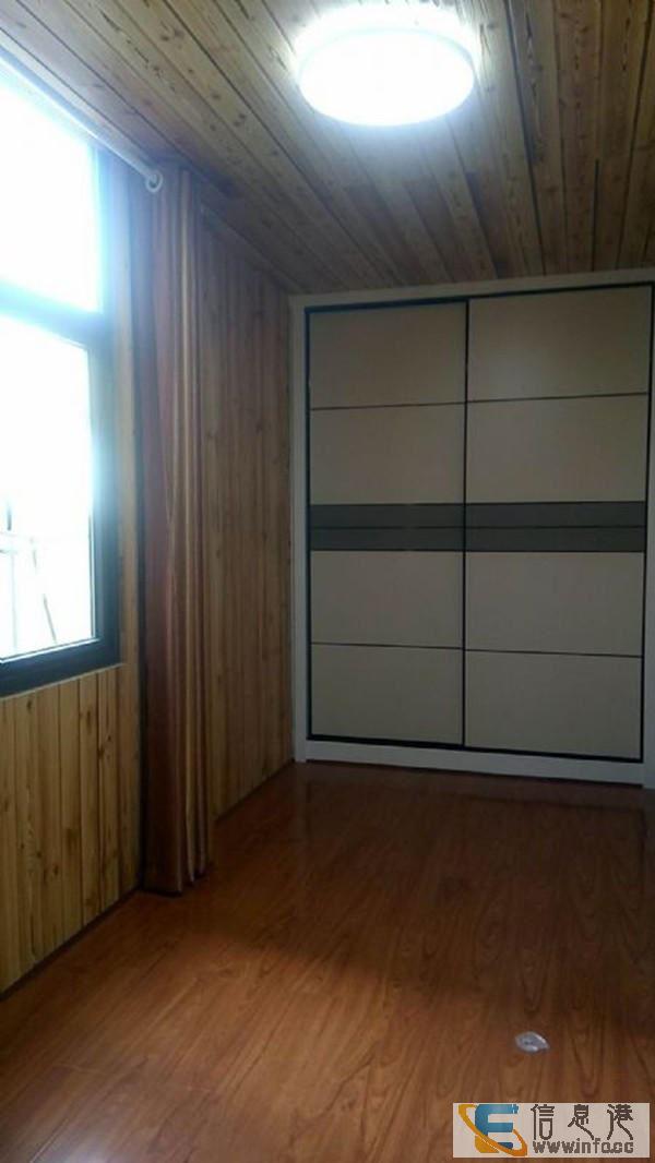经泽新街坊 2400元 3室2厅2卫 精装修,全家私电器经泽