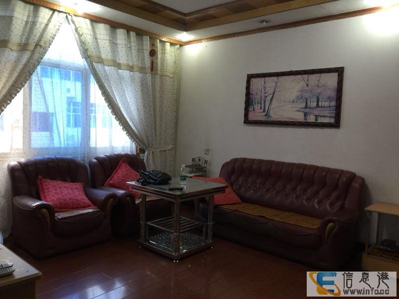 南街法院 1300元 3室2厅1卫 中装,家电家具齐全随南街 南街法院 1300元 3室2厅1卫 中装,家电家具齐全随南街