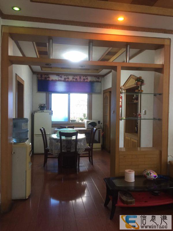 南街法院 1300元 3室2厅1卫 中装,家电家具齐全随南街 南街法院 1300元 3室2厅1卫 中装,家电家具齐全随南街