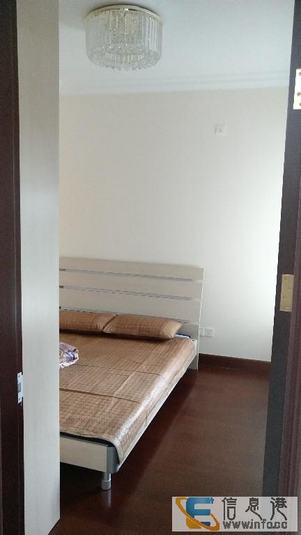 恒大华府首次出租精装修三室两厅家具家电齐全仅租2200恒大华