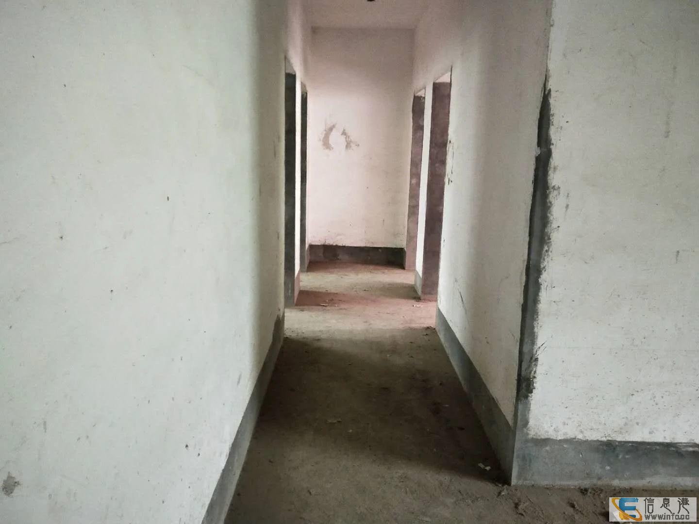 翠竹苑毛坯3房2厅2卫便宜出售翠竹苑