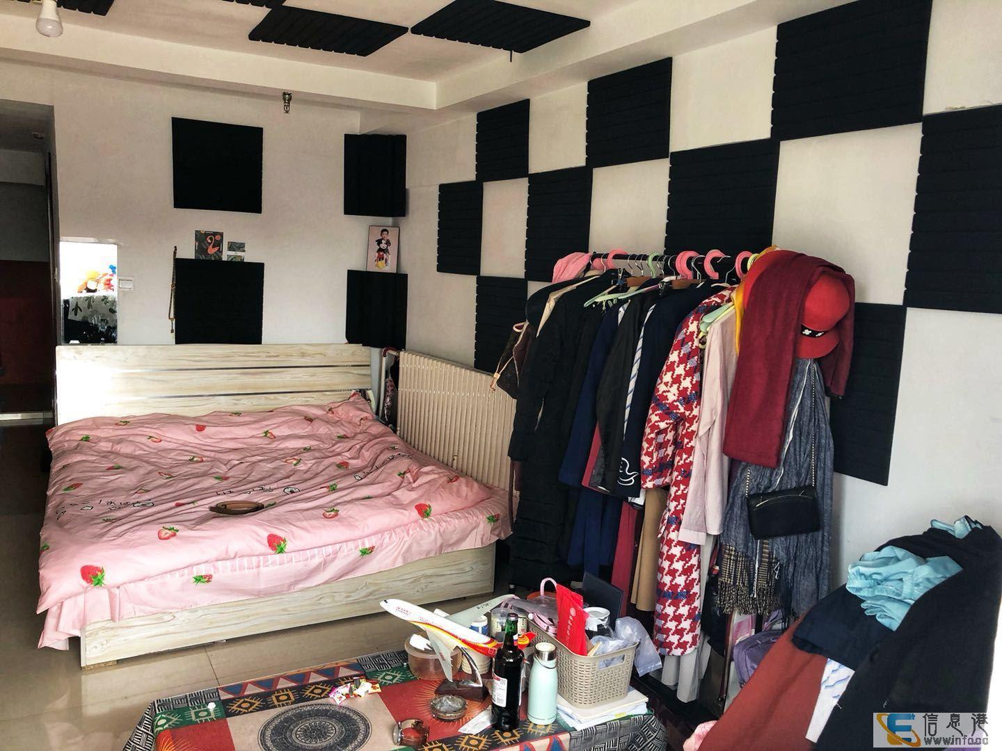 好房出租了 摩尔城复式楼 一个月2400 购物方便 交摩尔城