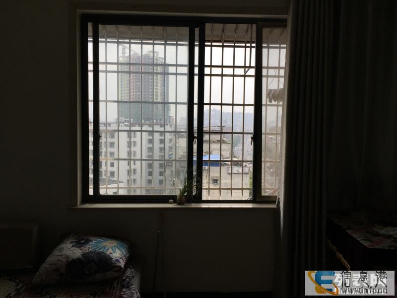 1室 1厅 70平米 整租