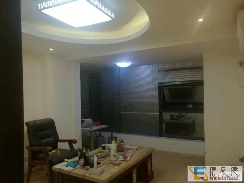 国贸新城公寓楼12楼三间房出租共207平米