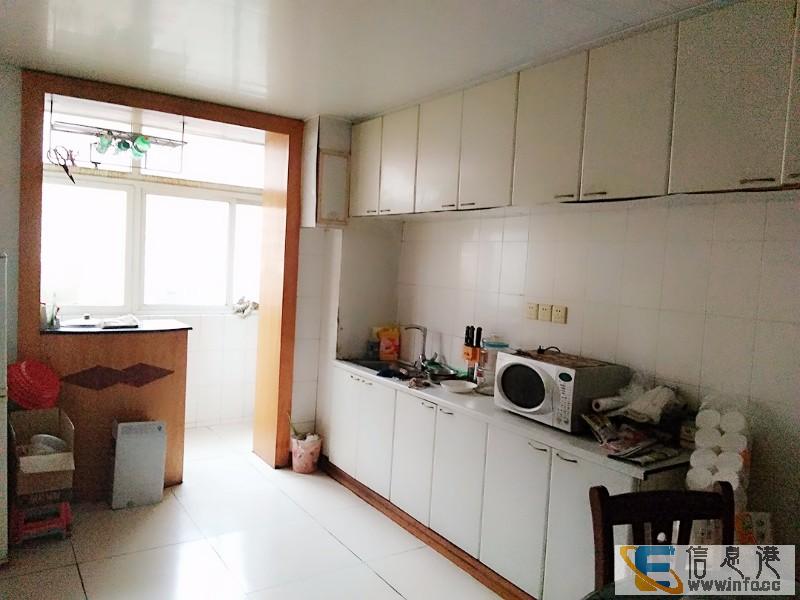 光明小区 130平米 出售