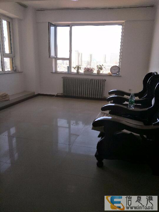 龙江 海锦大厦 1室 1厅 72平米 整租海锦大厦