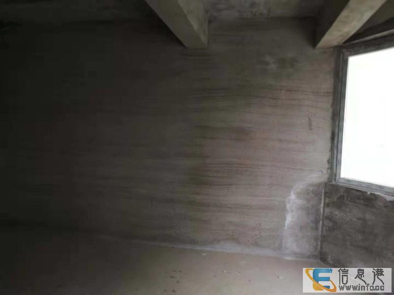 东湖 东门路中百仓储附近 3室 2厅 171平米 出售东门路