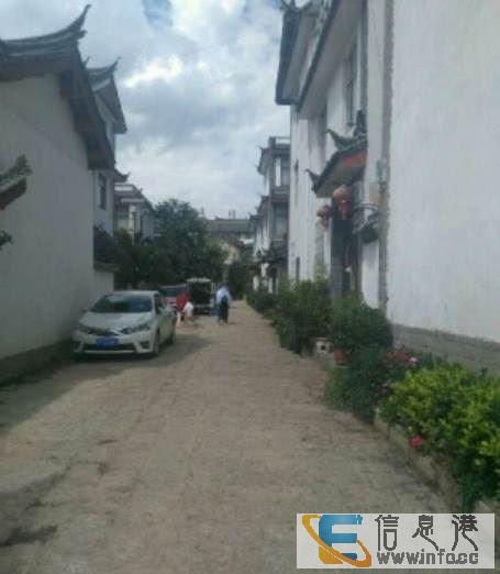 束河古镇庭院 12室3厅12卫对外出租标准纳西四合院