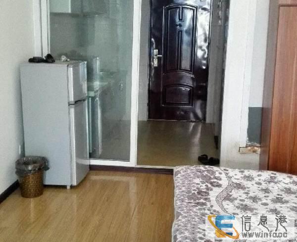 推荐 丽都豪园 1300元 1室1厅1卫 精装修~可提包