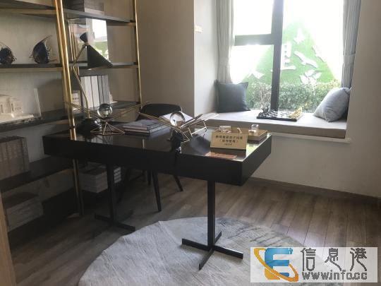 昆三中旁 精装4房 双地铁 金科春夏里 首付20多万旭辉金科