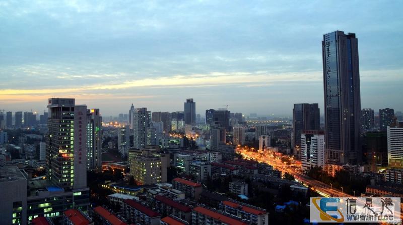 安徽国际金融中心 IFC 223平方写字楼出租 正对电梯口