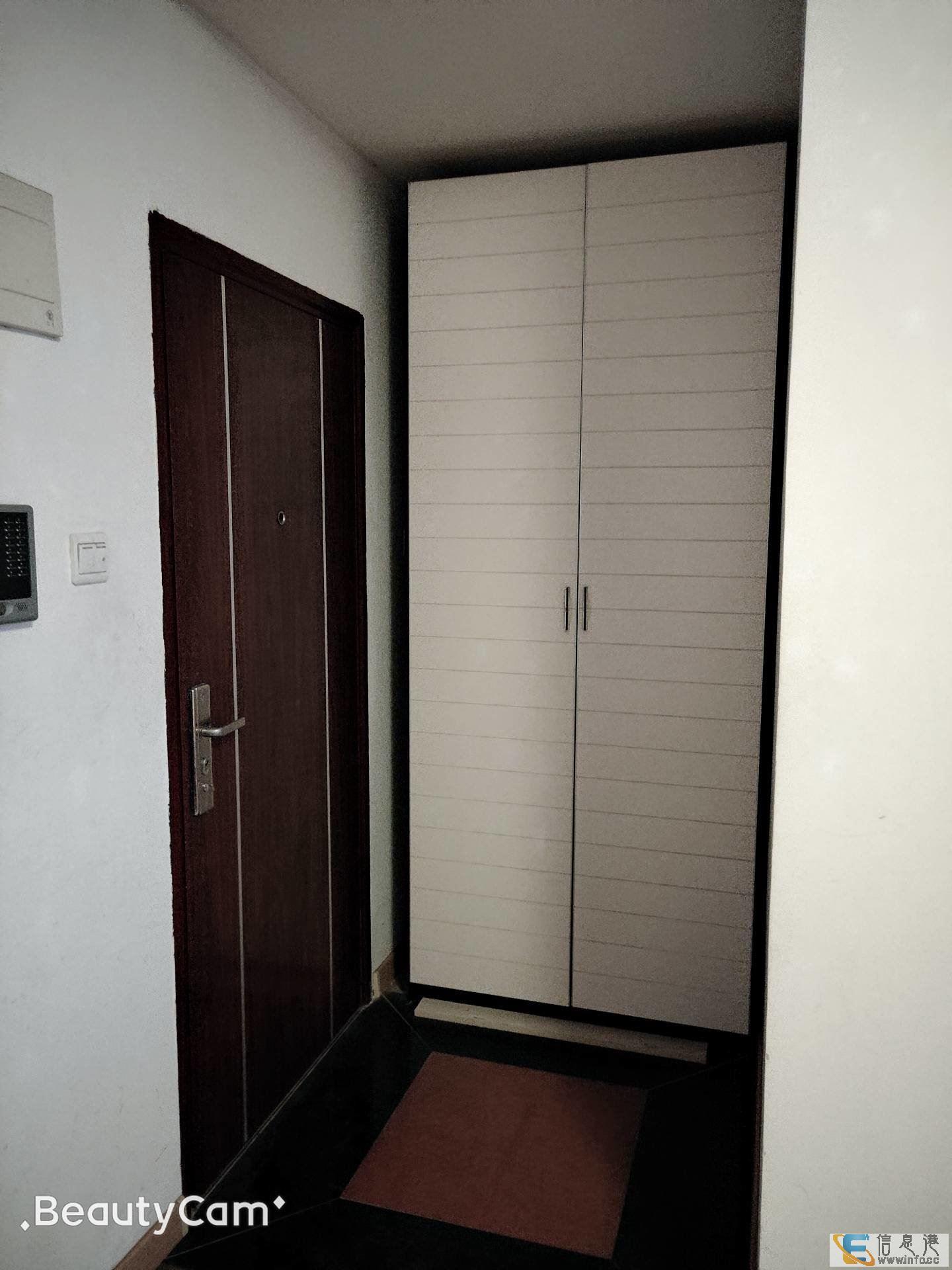 品质楼盘,地铁口,一线江景,租金1500月,随时看房万达华府