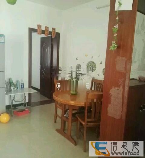 阳光城小区 2室2厅1卫