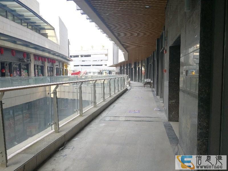 坚基商业体中心两层商铺亏本出售