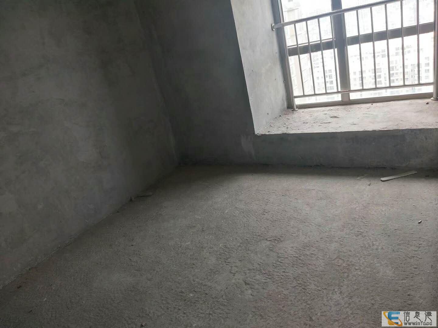 万锦华府 2室2厅1卫 毛坯万锦华府