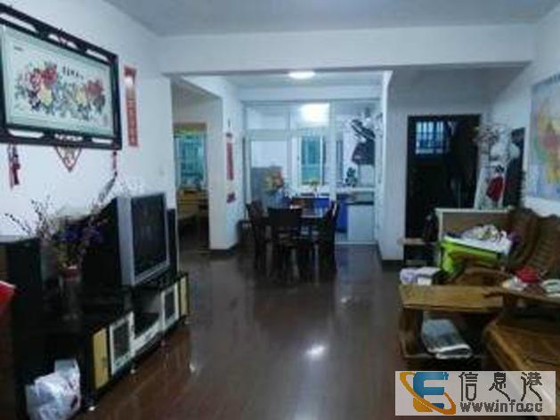 隆鑫附近1室1厅1厨1卫楼房7层400元