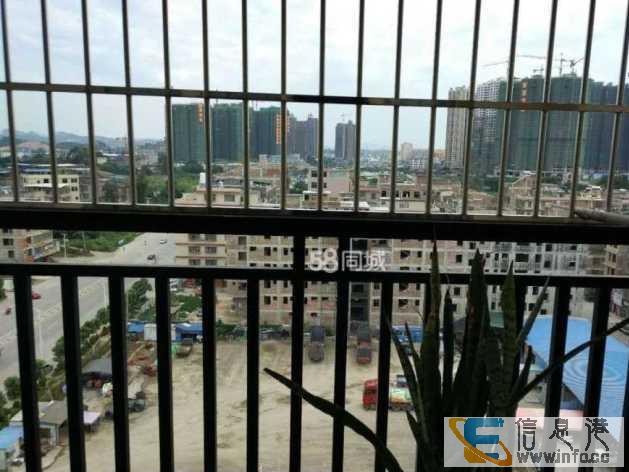 江南区中药港对面，金港国际名城3室2厅.仅租1900月