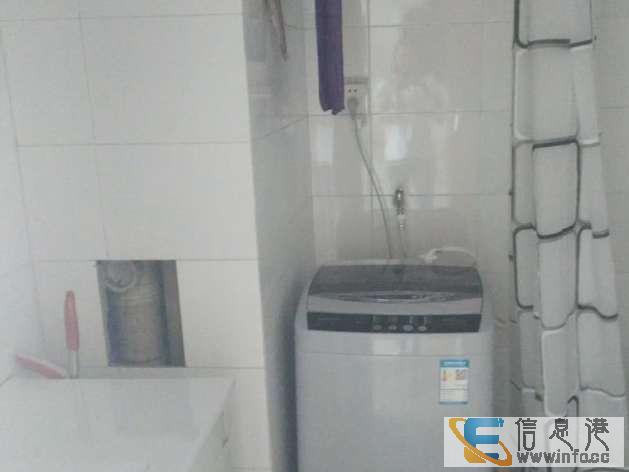 时代广场二期一居室中间楼层，全新家具家电拎包入户