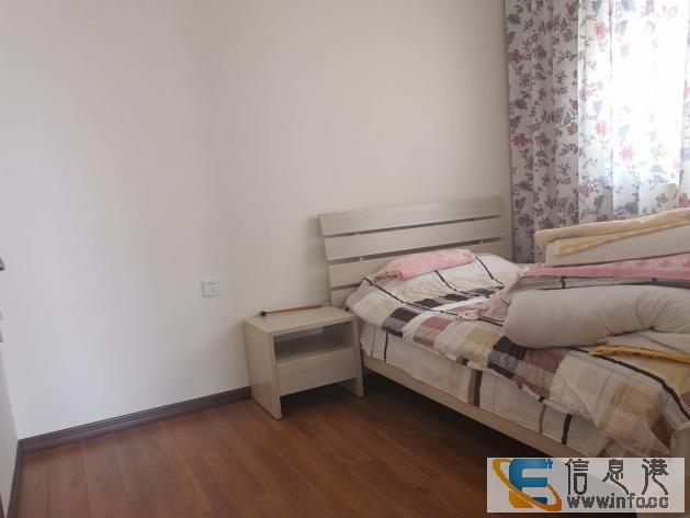 红星国际87平精装两室带车位拎包入住2000月