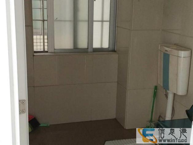 二运站后，金骏路，整栋私宅，4000元，停车方便