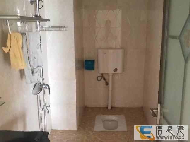 业主首次出租之前自住四台空调拎包入住