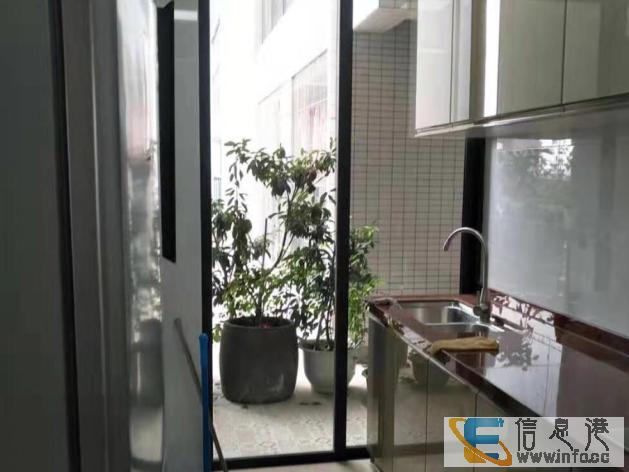 中珠在水一方首次岀租新净两房两厅拎包入住