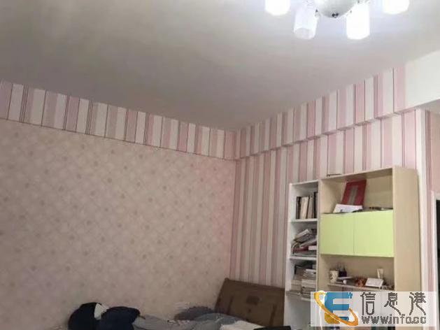 在水一方小三房豪装2800拎包入住