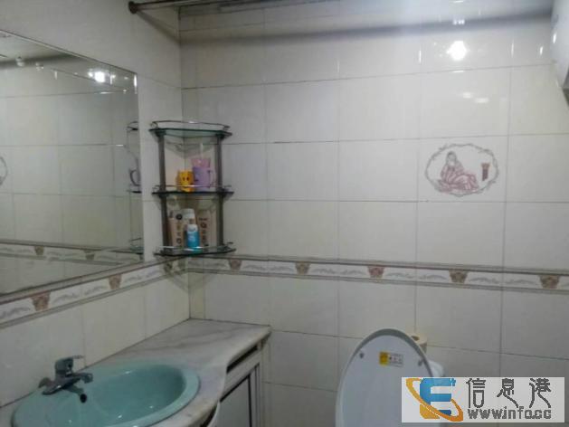 力士小区1楼，地段繁华