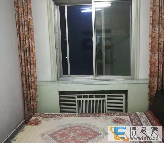 镜湖公园门西对面2楼50平老式装修齐全