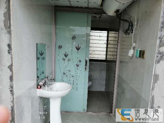 蓝波湾，刚刚出租，四小学期房，电梯楼