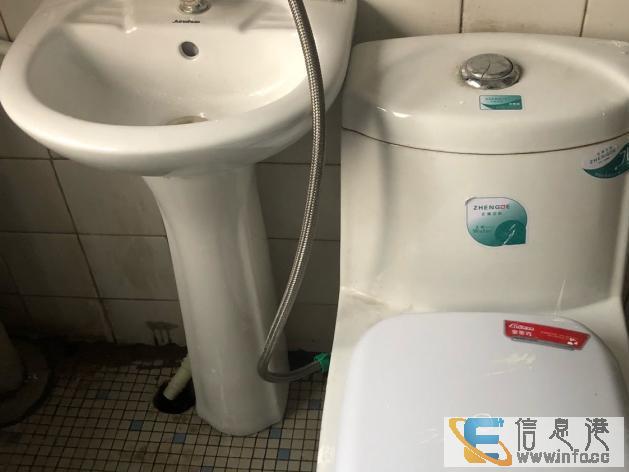 单间出租 城中小区东北村3室2厅1卫主卧南 个人