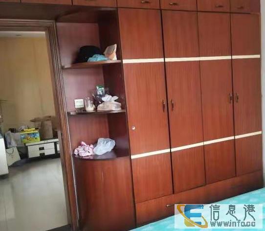 单间出租 合泰小区A区3室1厅次卧朝南 个人