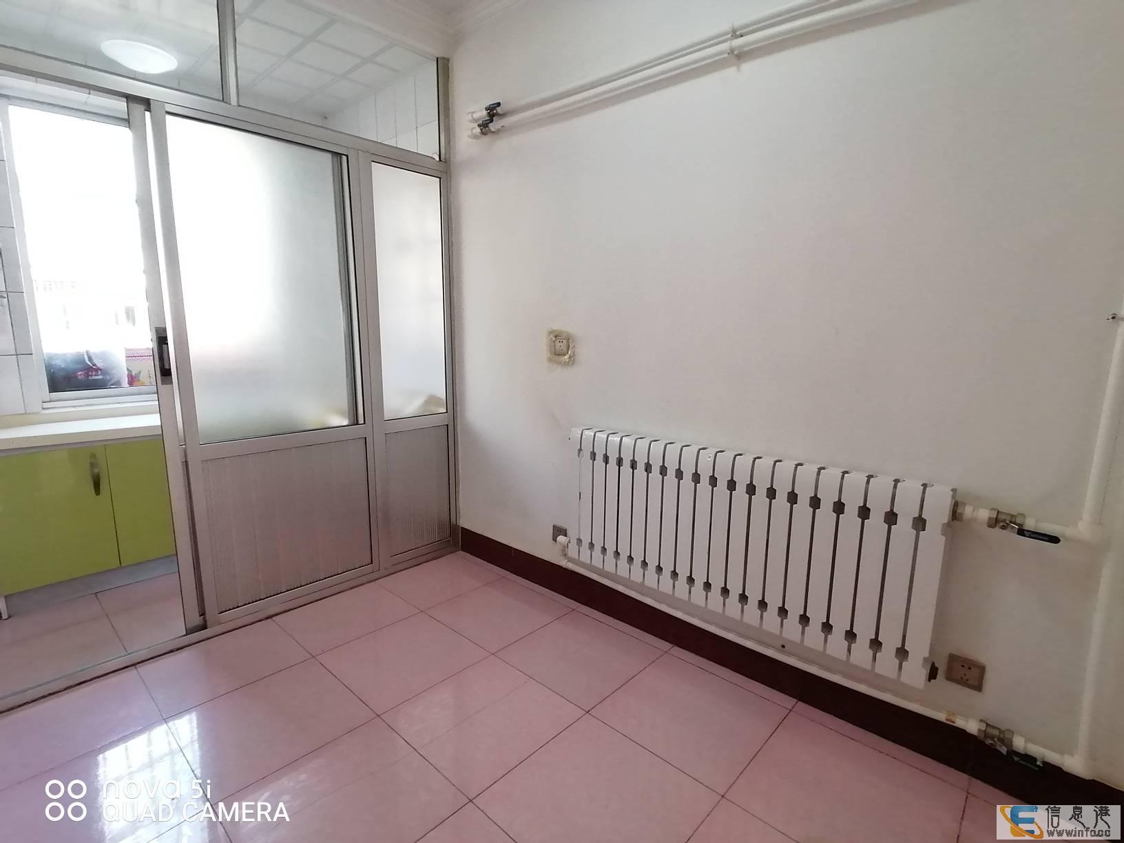 实验片郝格庄小区 3居室76.8平3室带地上小房 48万郝格