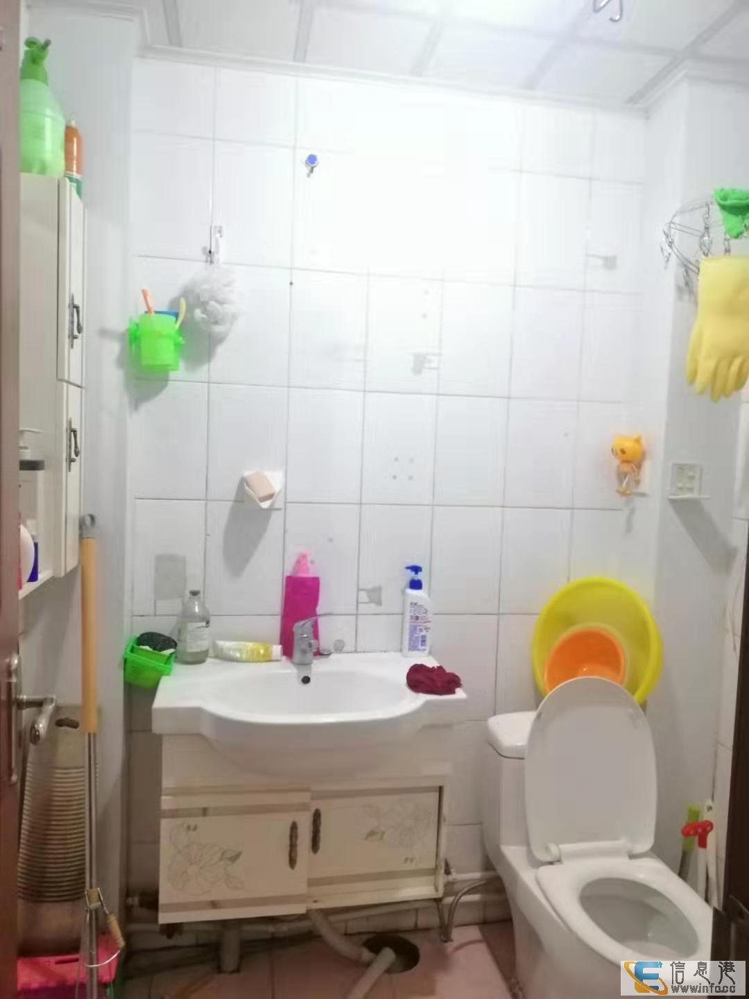 实验片区房,郝各庄3楼2006年精装带外开门小房急售48.9