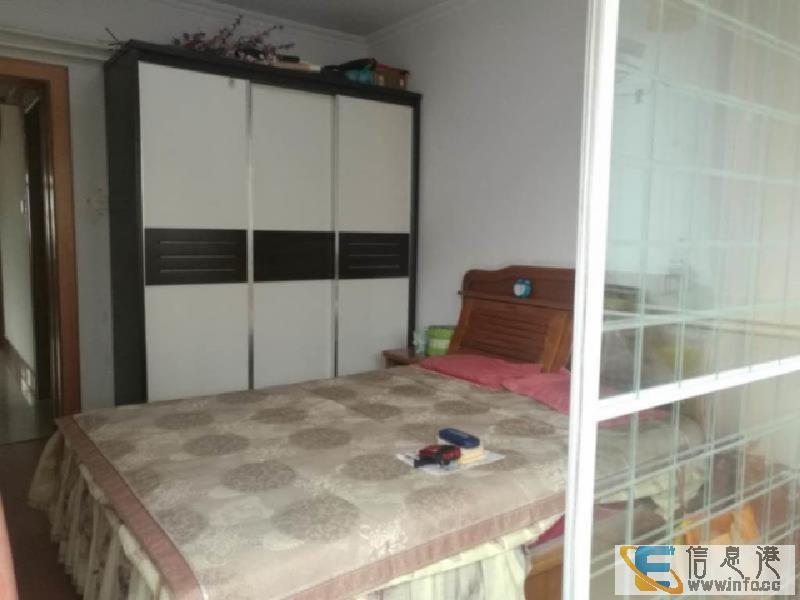 修朝霞实验划片,梨园小区06年新房地上室一楼95平63万梨园