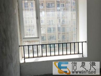 恒信上海城旁边，第壹江岸，3室2厅，清水房，低价出售，急售