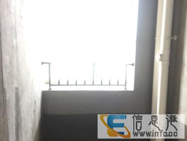 正黄二期标准套四双卫户型方正南北通透房东诚心出售价格可议