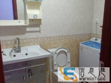 高中附近，书香门第，中等装修，两室一厅，三阳户型，采光好