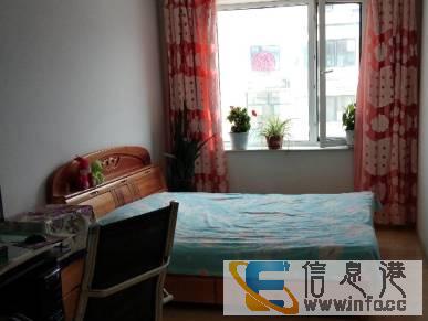 出售三星金色港湾4楼83平40万 户