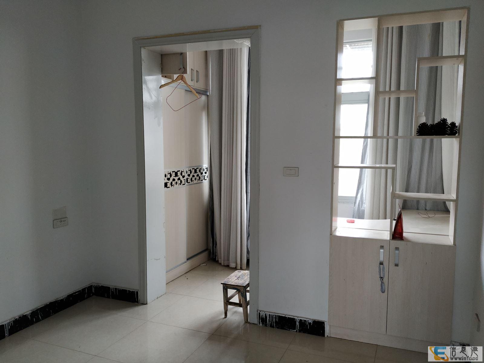 五洲路附近物质局精致小三房户户有大窗业主急售物质局