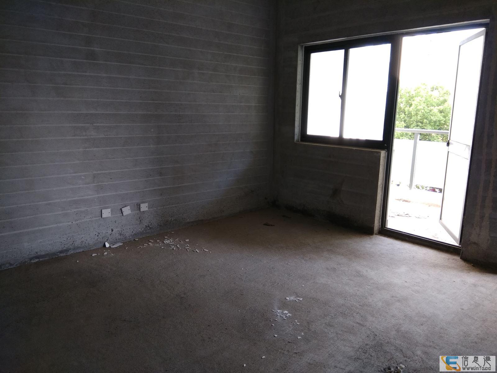 汽车站附近瑞和国际楼梯房3楼户型方正南北通透送10平柴间瑞和