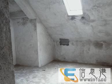 国贸旁新源城市花园3室2厅毛坯房带露天阳台
