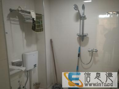 单价6000不到，简装大三房，南北通透，诚心卖，随时看房