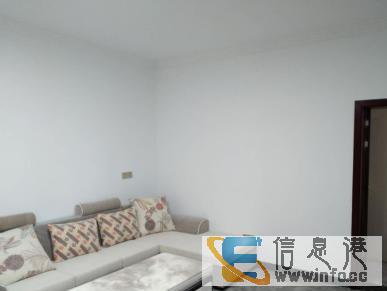 火车站家之福小区，地段好交通发达，电梯房精装修