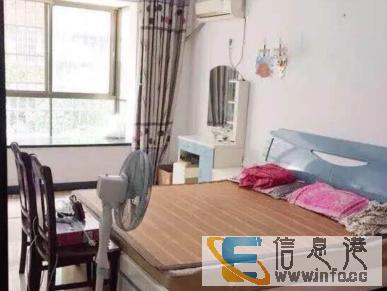 绿景美城地面二楼两室两厅加车库住人车库前车位