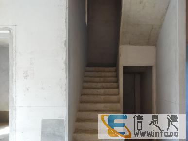 碧桂园两百平大别墅，前后花园，有证在手，低首付，急卖中