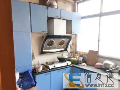 光华小区中间楼层精装147平方大四室位置优越交通便利