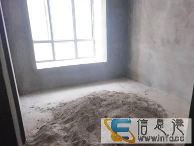 房东急用钱，紫光小区中间楼层，126平，标准三室白菜价处理