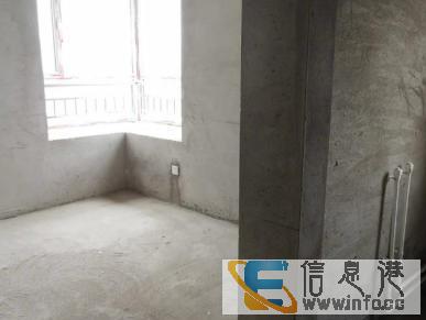 崇圣健康城130平米3室2卫毛坯房38万