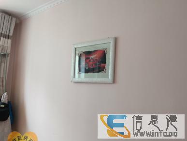 区医院附近西景苑小区126平米三室两厅一卫精装修可按揭